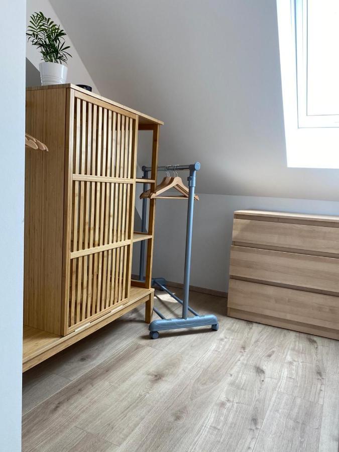 Helle 2 Zi. Wohnung Naehe Flughafen Muenchen Haimhausen  المظهر الخارجي الصورة